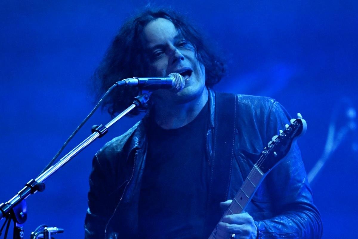 Jack White Honors Dolly Parton by Playing Jolene for First Time in 19 Years
