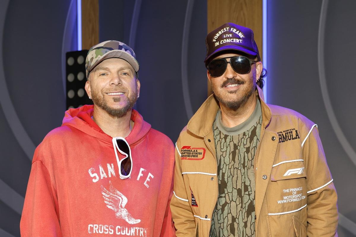 EXCLUSIVE: LoCash Reveals How They Lost The House That Built Me to Miranda Lambert EXCLUSIVE: LoCash Reveals How They Lost The House That Built Me to Miranda Lambert