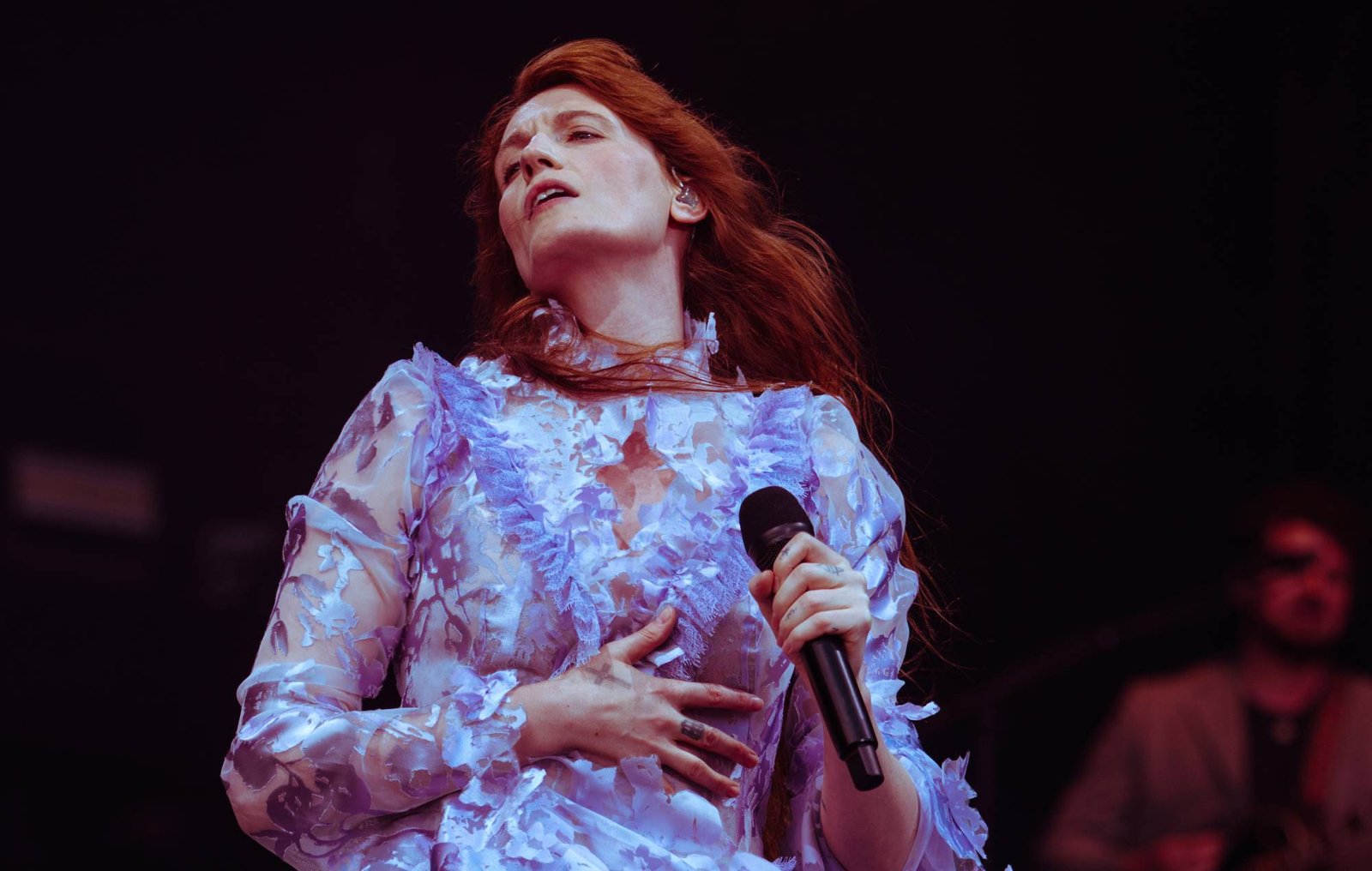 Florence + The Machine call on crowd to put your phones the fuck away and experience set at Reading 2026