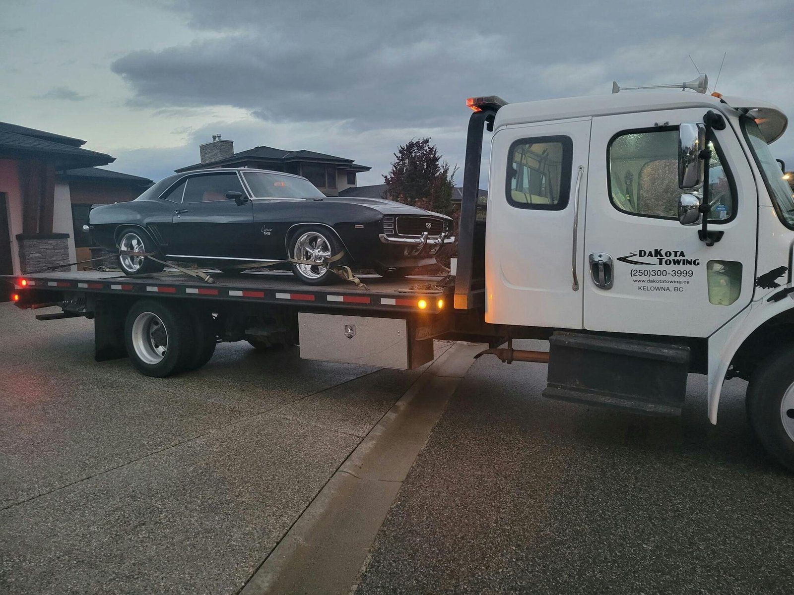 Car carriers can help reduce travel stress and vehicle road wear