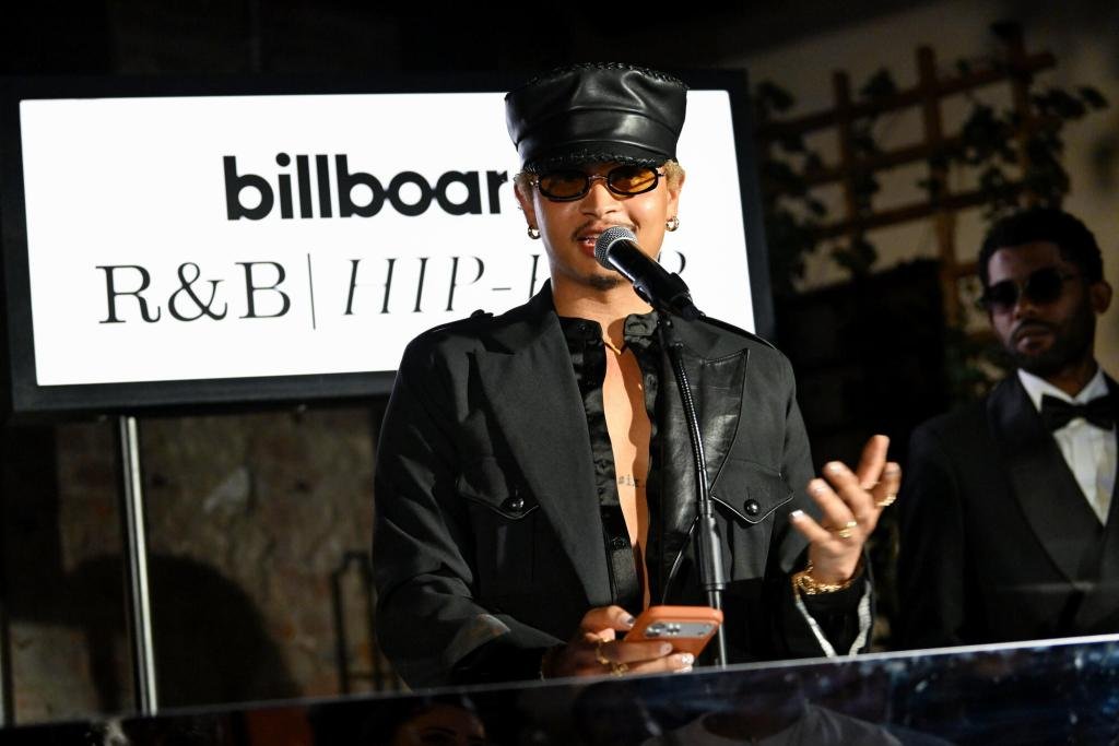 Destin Conrad Accepts 2026 R&B Rising Star Award at Billboard R&B/Hip-Hop Power Players: R&B Has Always Been the Foundation I Come Back To