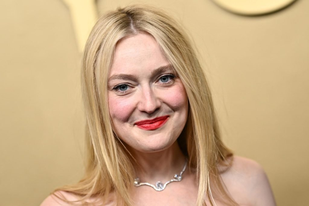 Dakota Fanning Says She Got Lil Waynes Stamp of Approval After He Saw Her Rap His Shoes Lyrics in Viral Clip Dakota Fanning Says She Got Lil Waynes Stamp of Approval After He Saw Her Rap His Shoes Lyrics in Viral Clip