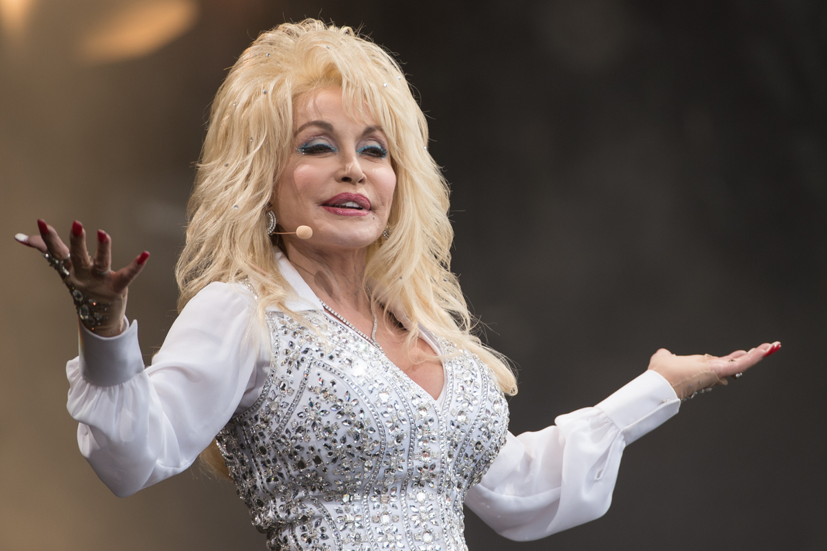 Well Always Love You – Country Music Mourns the Loss of Dolly Parton