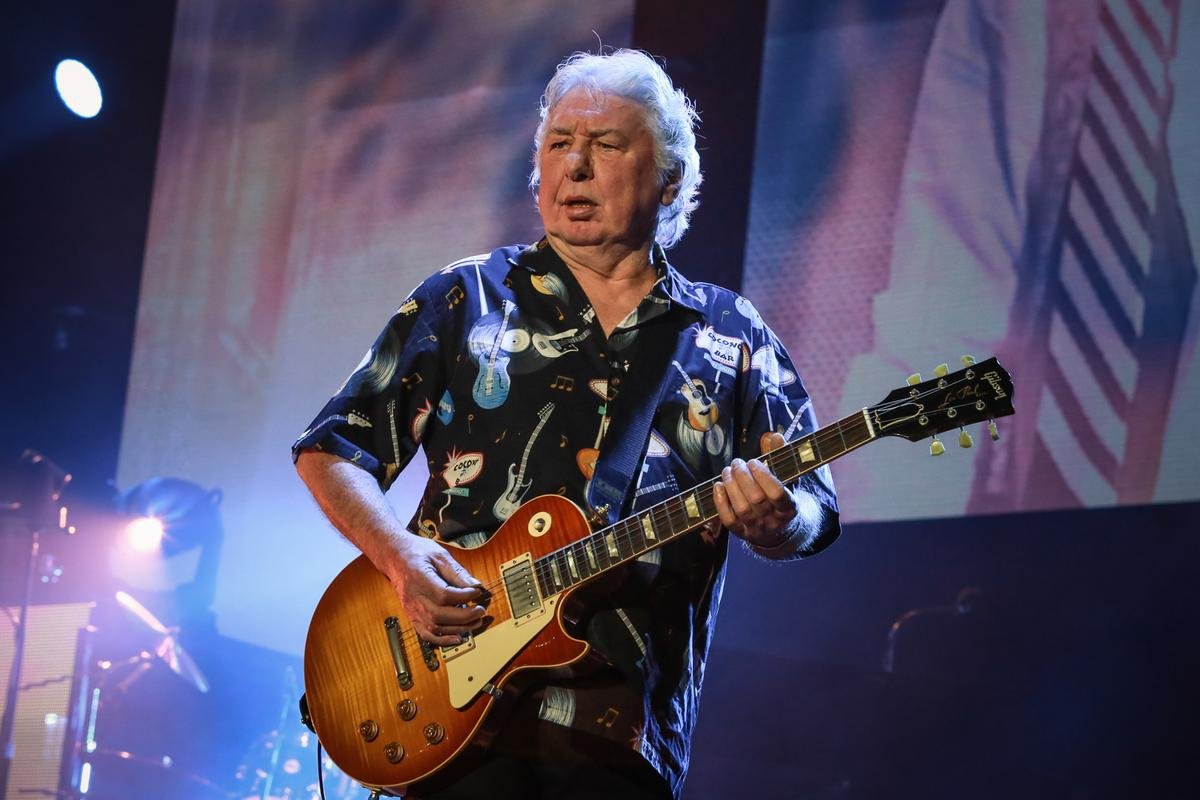 Watch Mick Ralphs Final Live Performance With Bad Company